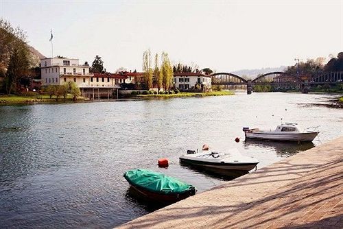 Hotel La Sosta Cisano Bergamasco ภายนอก รูปภาพ