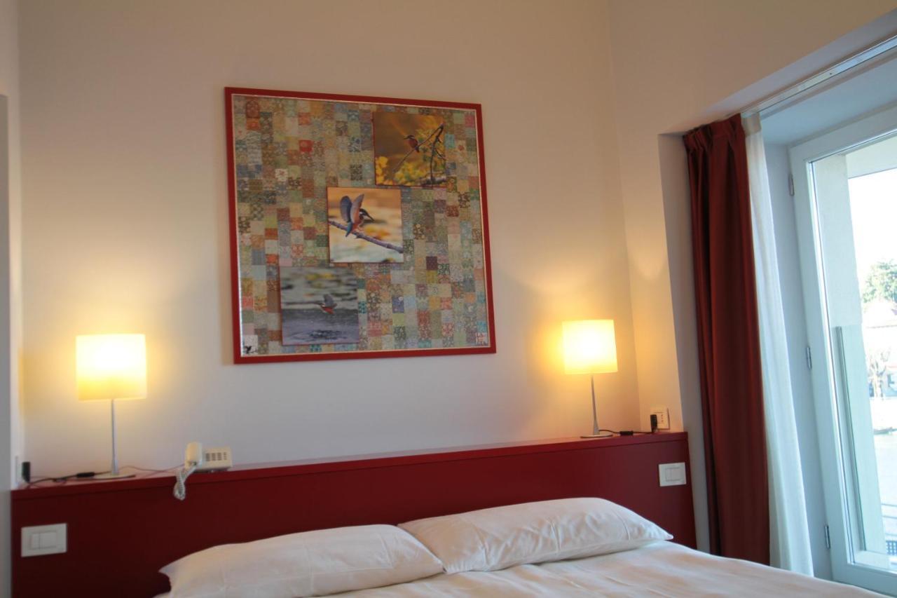 Hotel La Sosta Cisano Bergamasco ภายนอก รูปภาพ