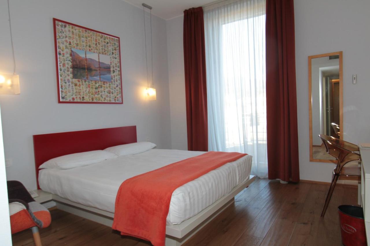 Hotel La Sosta Cisano Bergamasco ภายนอก รูปภาพ